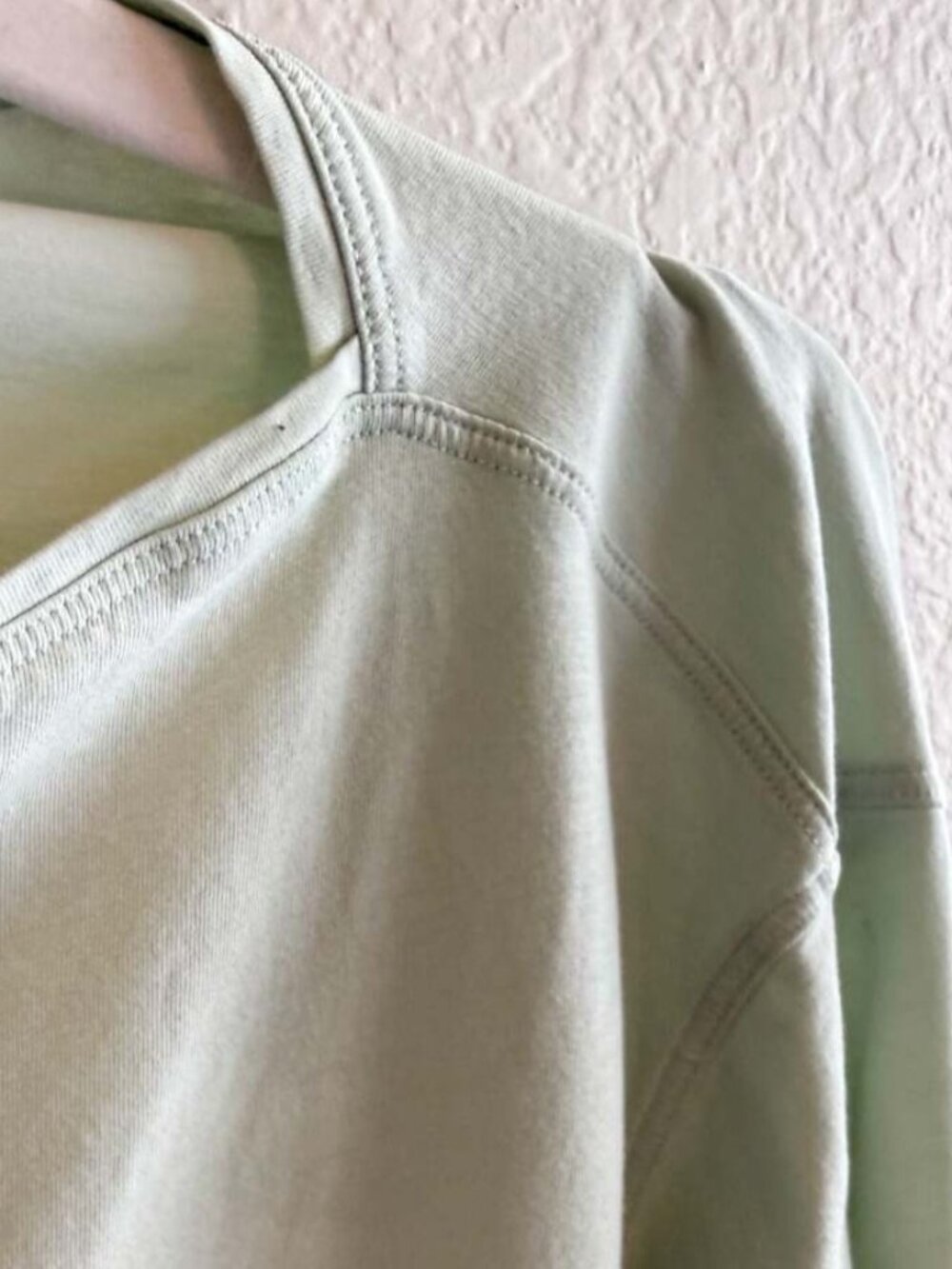 Action Long-Sleeve Shirt in Delicate Mint - Picture 2 of 3